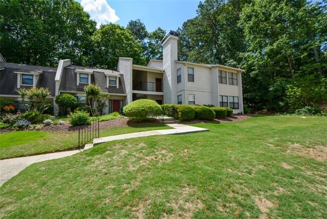 Building Photo - 2108 HUNTINGDON Chase