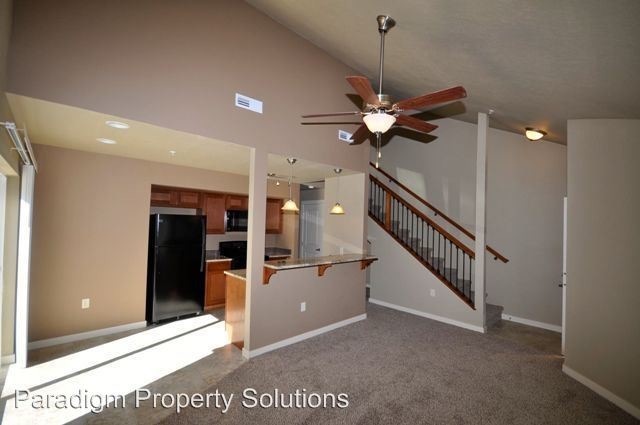 Building Photo - 8739 W Hackamore Dr