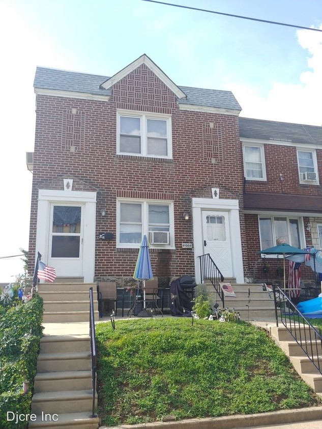 Primary Photo - 6100 Hawthorne St