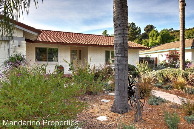 Building Photo - 6110 Manzanillo Dr