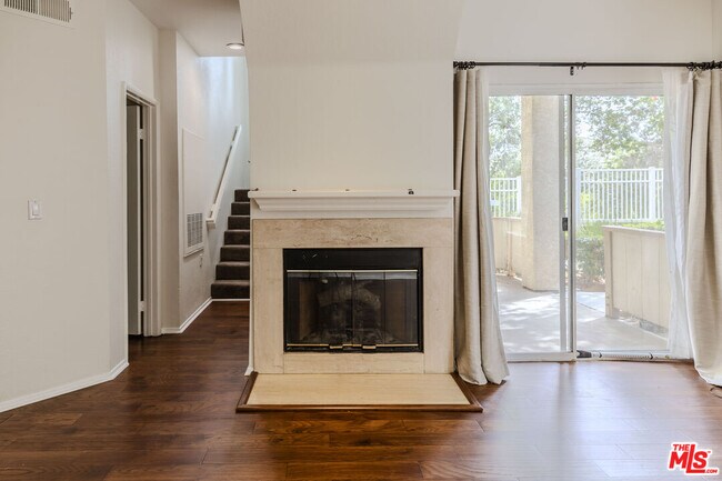 Foto del edificio - 5782 Oak Bank Trail