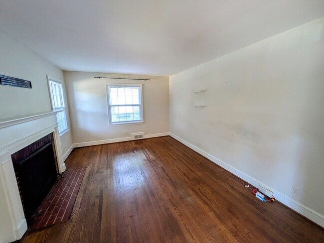 Foto del edificio - 1004 Lockland Ave