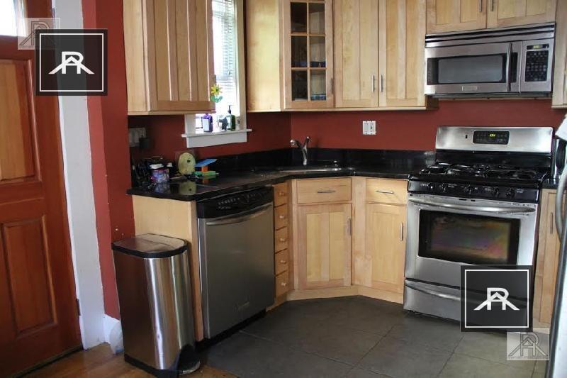 Foto principal - 4 bedroom in Brighton MA 02135