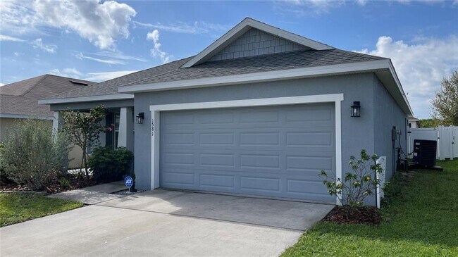 Building Photo - 1581 Woodlark Dr