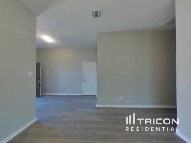 Foto del edificio - 505 Pleasant Hill Ln