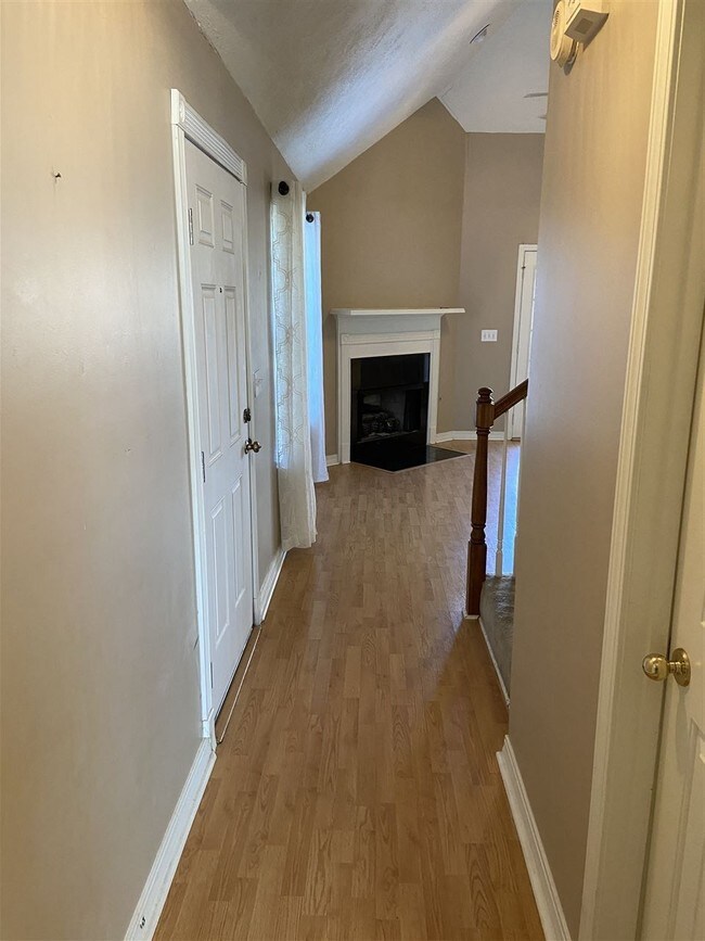Building Photo - 134 Kings Ridge Dr