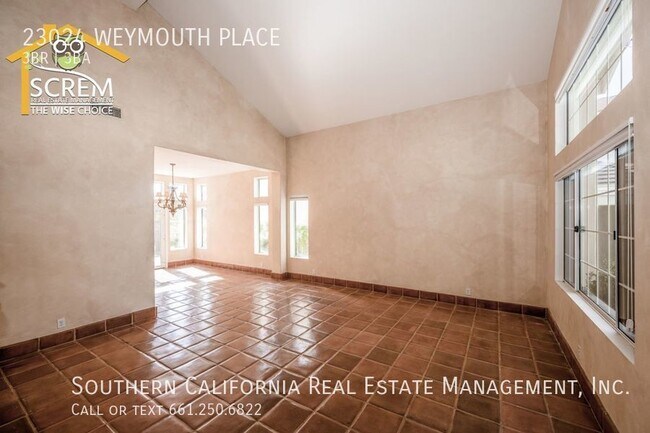Building Photo - Three Bedroom Plus Office and Bonus Room N...