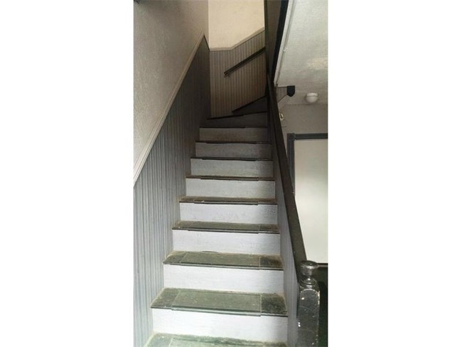 Foto del interior - 115-117 Pine St