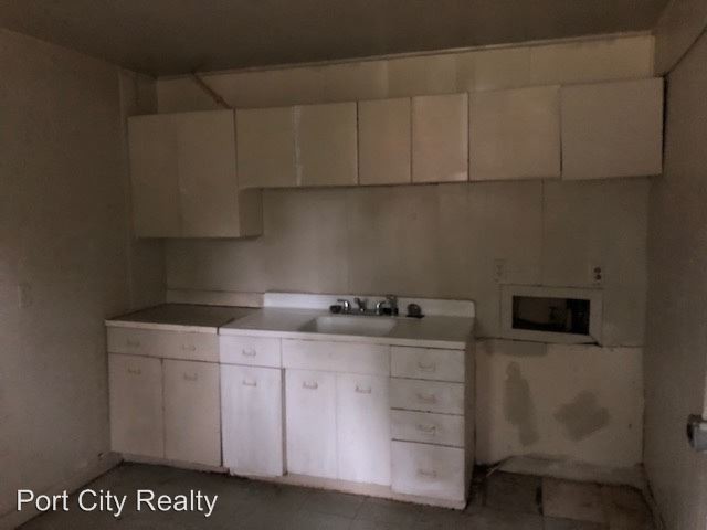 Building Photo - 2 br, 1 bath House - 4402 Waters Place