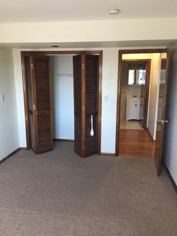 42 Dean Pl Unit B207 Bridgeport Ct 06610 Condo For Rent In Building Photo 42 Dean Pl