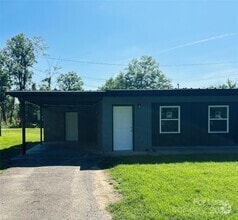 Building Photo - 43 Hawkins Rd