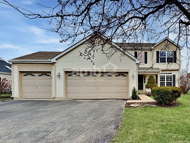 Building Photo - 10620 Rushmore Ln