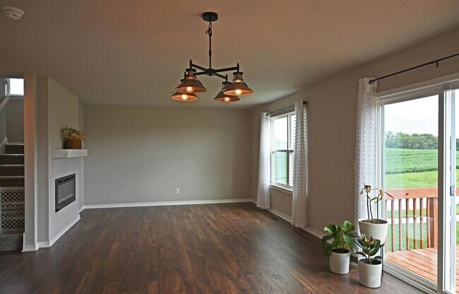 Foto del edificio - Spacious Elegance Meets Modern Comfort In ...