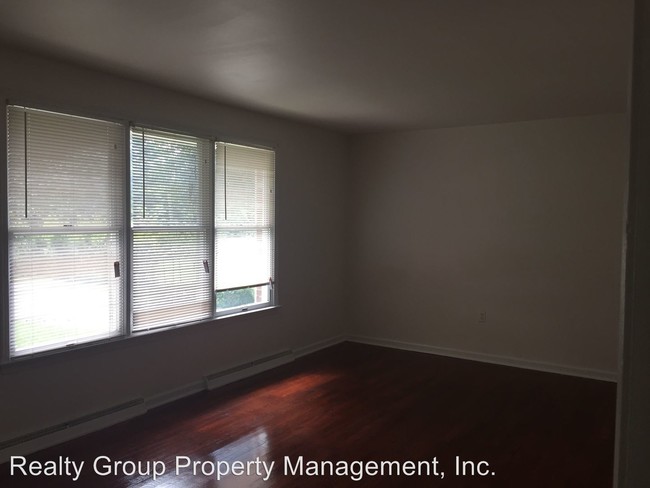 Foto del edificio - 17812 Washington Grove Ln