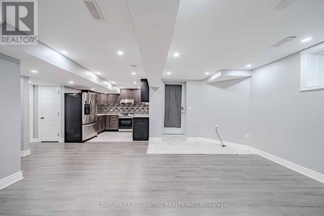 Building Photo - 20 Driscoll Dr