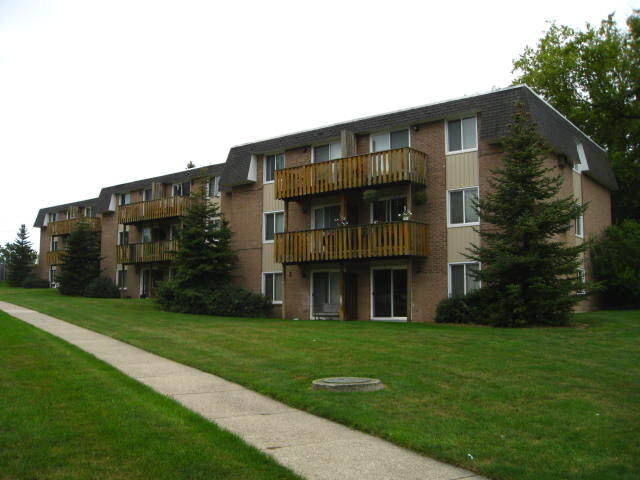 Primary Photo - 445 Shawmut Blvd NW