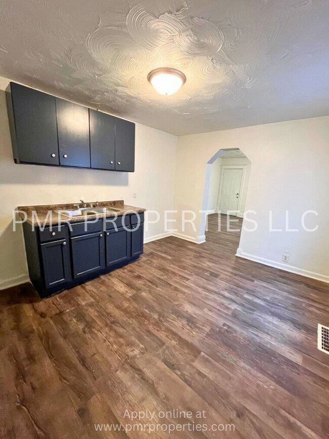 Foto del edificio - 3026 Pratt Street