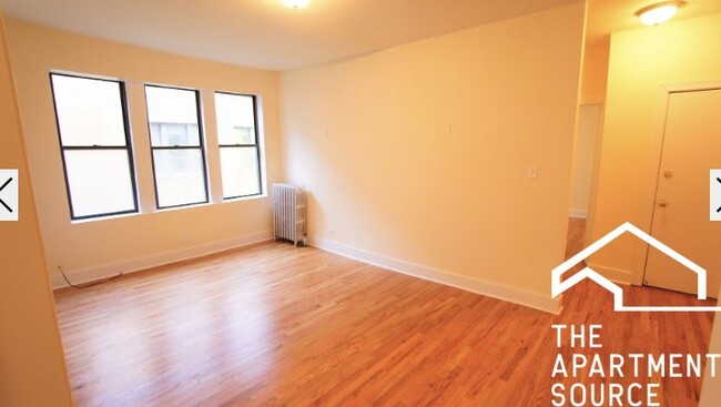 Building Photo - 1530 N Kedzie Ave