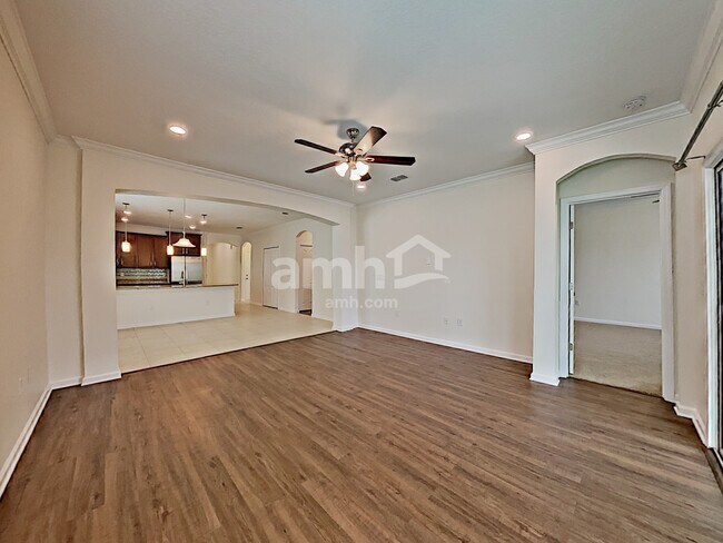 Foto del edificio - 16176 Magnolia Grove Way