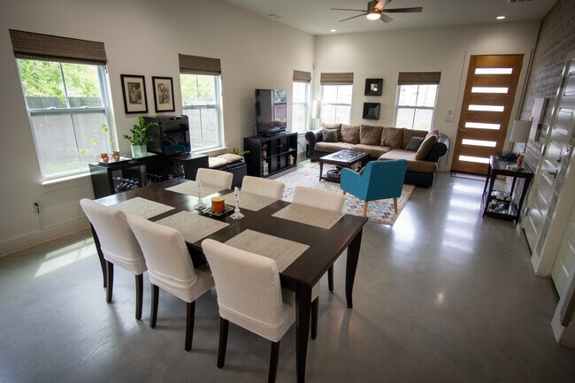 Foto del edificio - 1000 Taulbee Ln