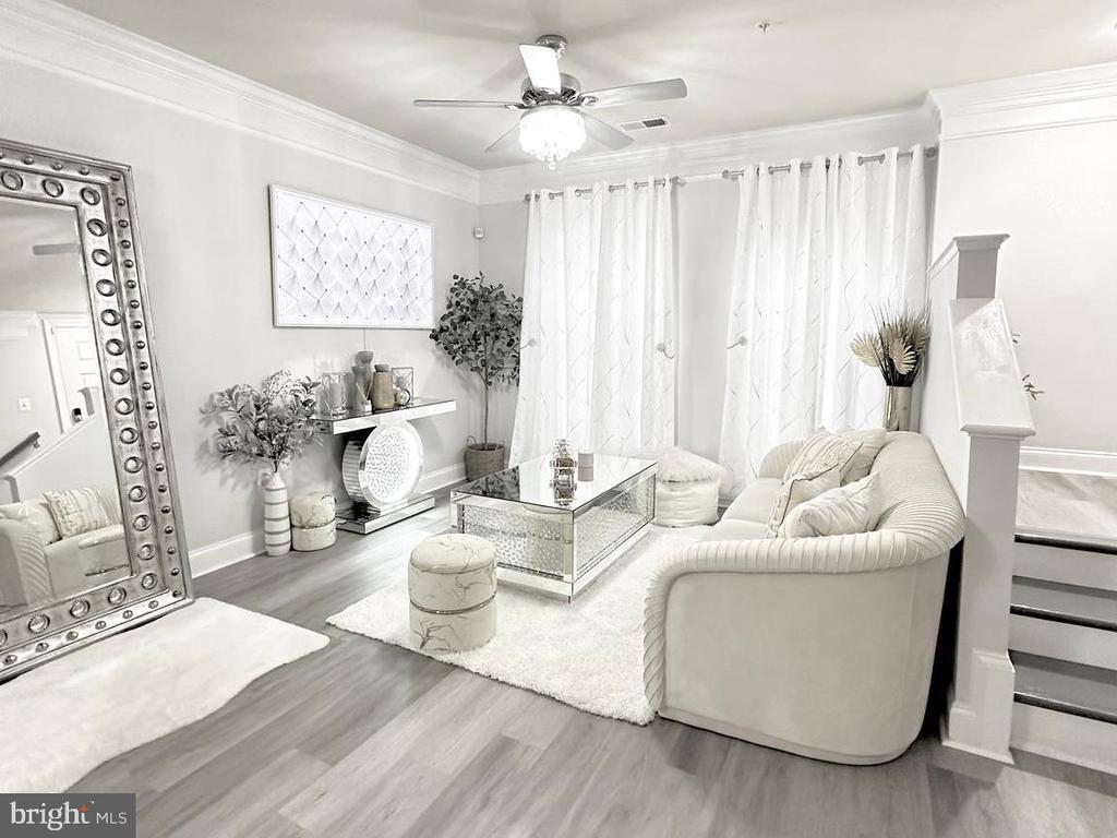 Foto principal - 15158 Kentshire Dr
