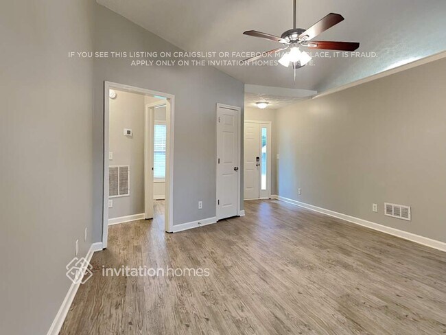 Foto del edificio - 389 Shoal Ct