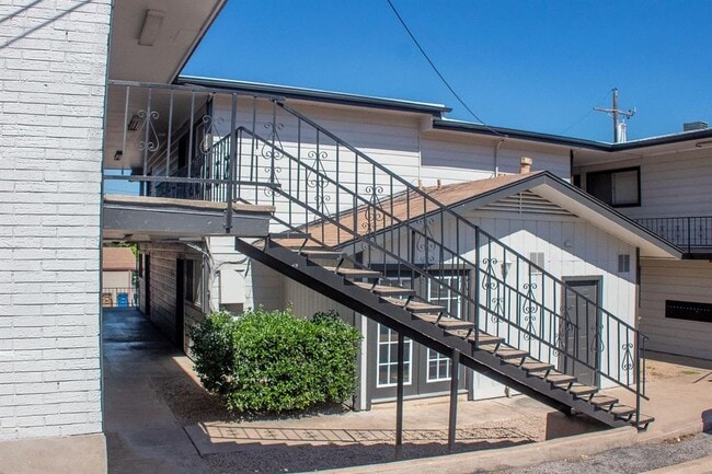 Foto del edificio - 924 E Dean Keeton St