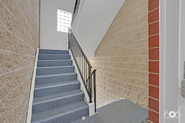 Foto del edificio - 5406 S Indiana Ave