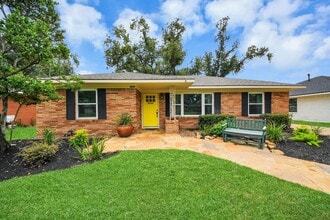 Building Photo - 6403 Waltway Dr