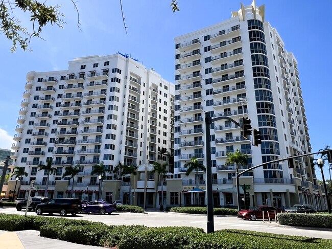 Building Photo - 1830 Radius Dr