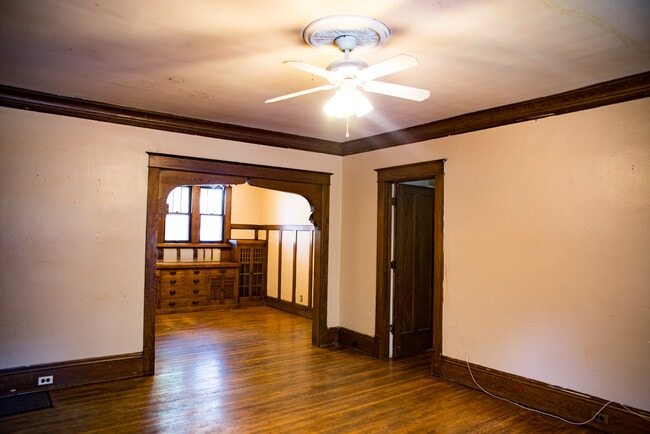 Foto del edificio - 417 11th Ave SE