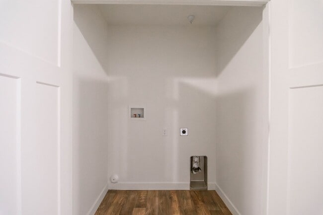 Building Photo - 734 E 500 S