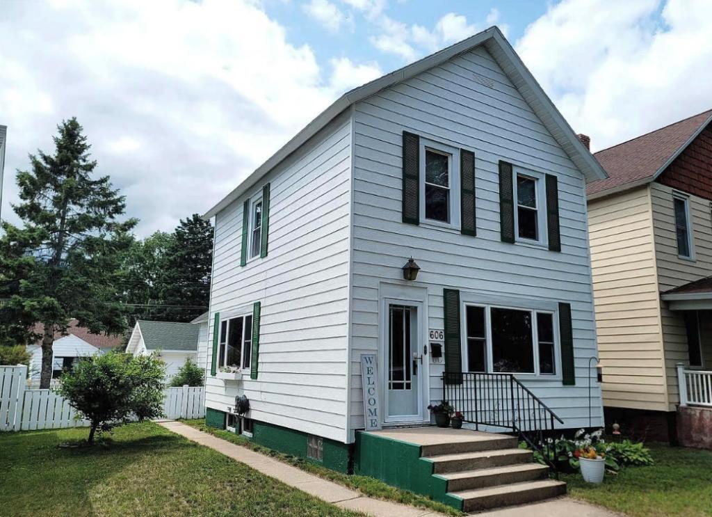 Foto principal - 606 16th St S