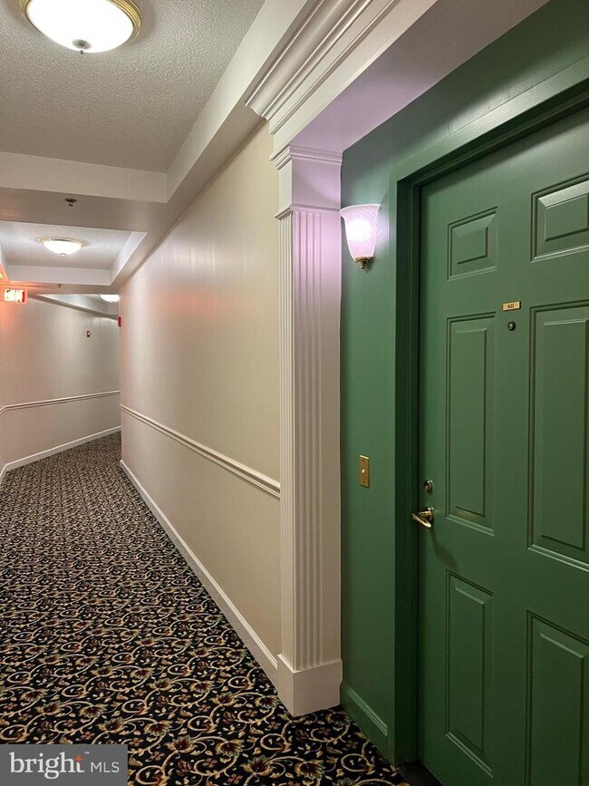 Foto del edificio - 3005 S Leisure World Blvd