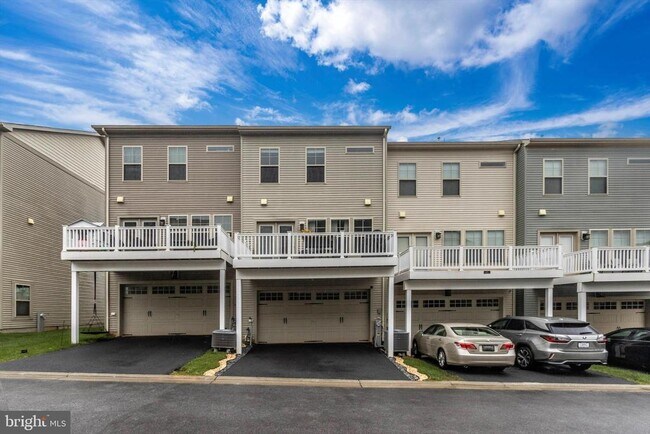 Building Photo - 7115 Whitlow Ln