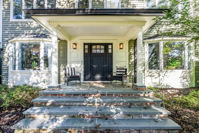 Building Photo - 17 Woods End Rd