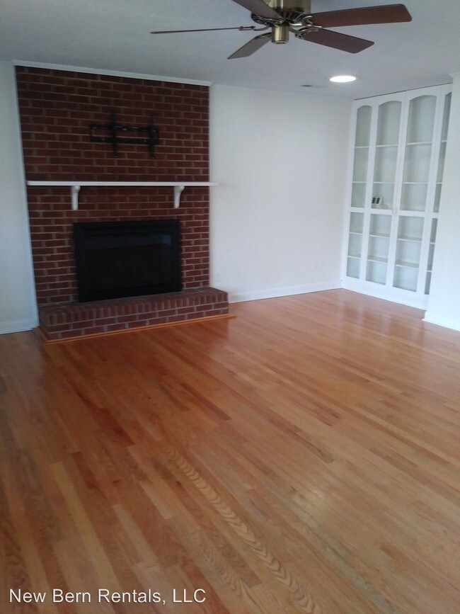 Foto del edificio - 2 br, 2 bath House - 801 Highland Ave