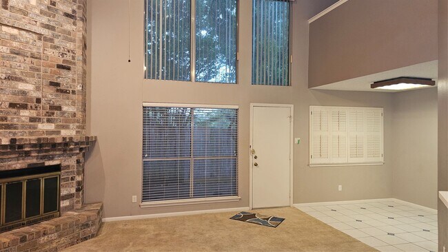 Foto del edificio - 3607 Duncaster Dr
