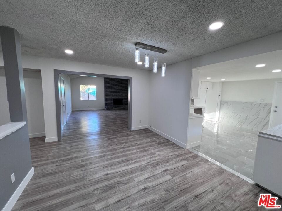 Primary Photo - 44328 13th St E