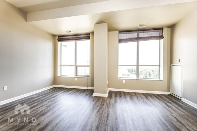 Building Photo - 1127 15th St