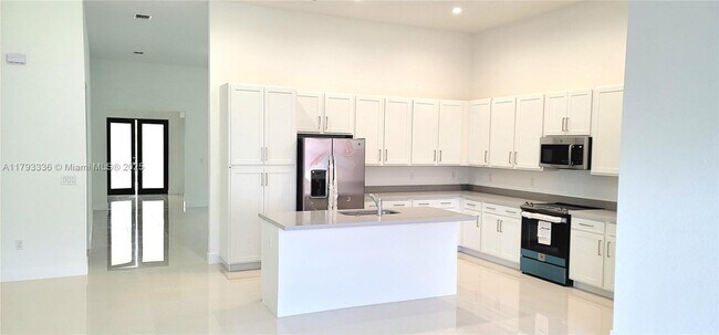 Foto del edificio - 14423 SW 18th St