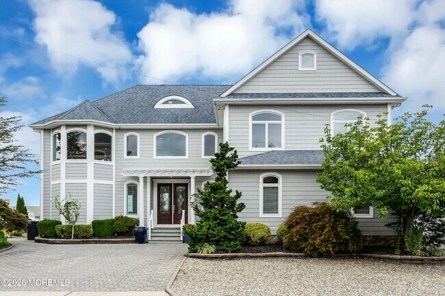Foto del edificio - 3110 Windsor Ave