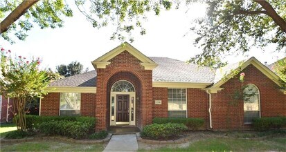 Building Photo - 2708 Cascade Dr