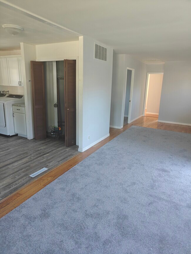 Foto del edificio - 213 Butte Ln