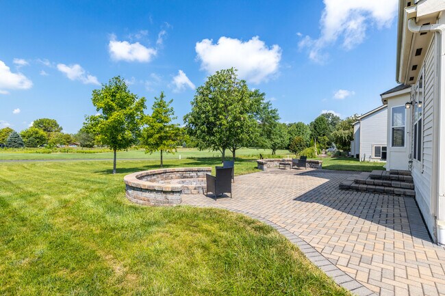 Foto del edificio - 7225 Bromfield Dr