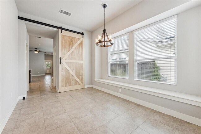 Building Photo - 5412 Gooding Dr