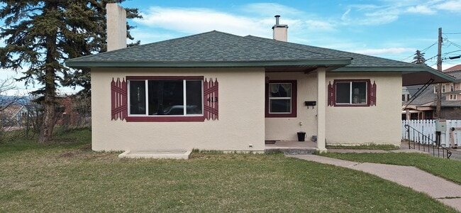 Building Photo - 413 Dearborn Ave