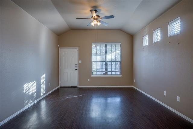 Building Photo - 1429 Ravenwood Dr