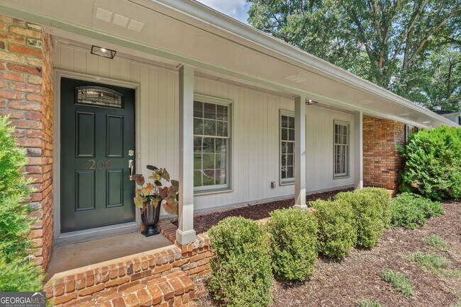 Building Photo - 206 Fortson Dr