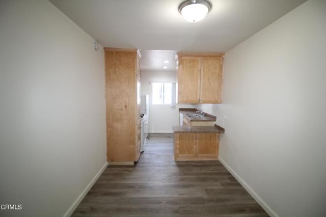 Foto del edificio - 2657 E Harbor Blvd